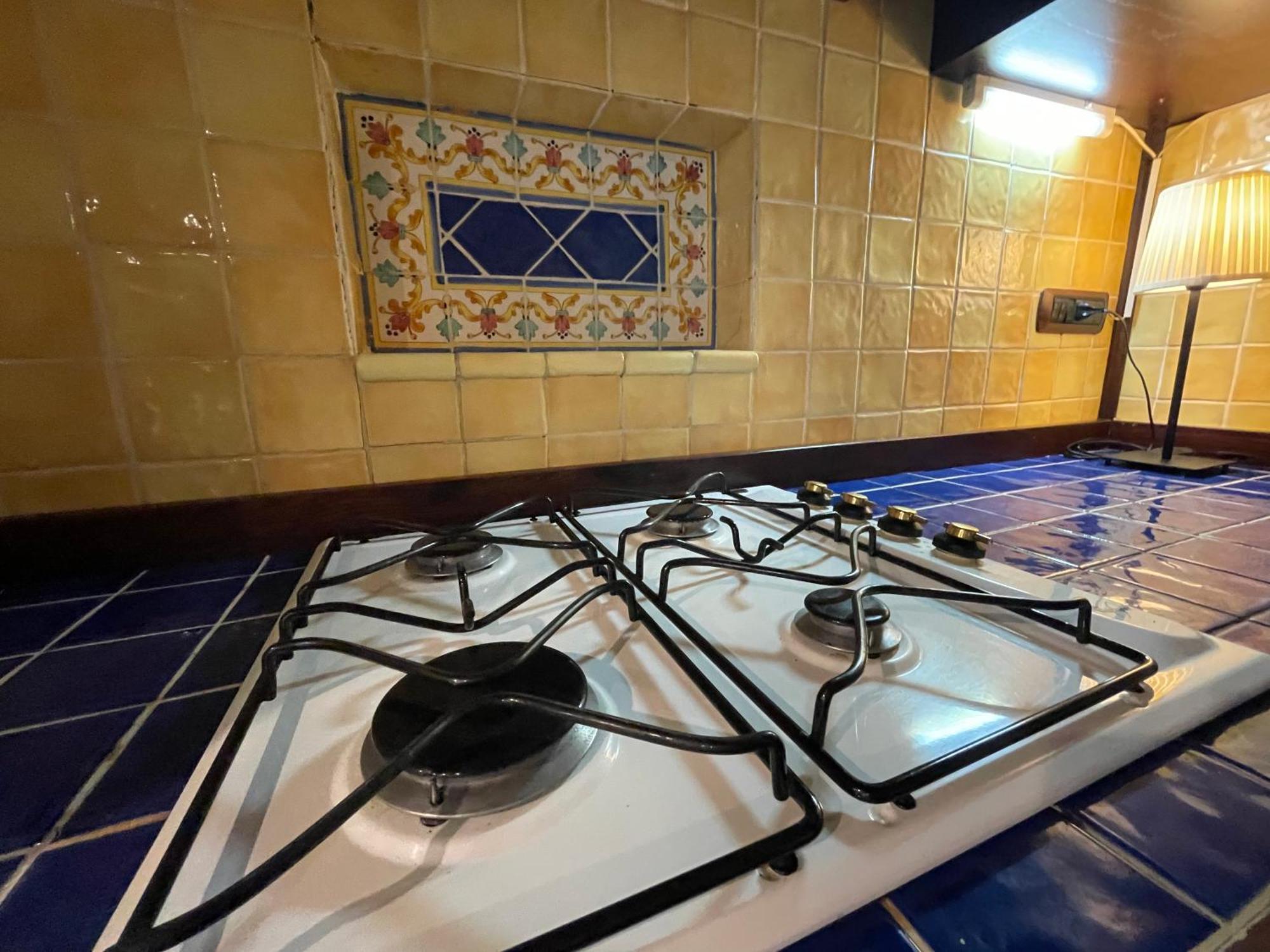 Lovely House In Centro Storico Apartment Naples